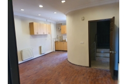 GİYİMKENT 7.SOKAKTA KİRALIK 4 KATLI DÜZ GİRİŞLİ MÜSTAKİL İŞYERİ 215m²